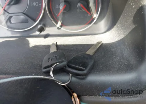 2005 Honda Civic Lx z USA, uszkodzony, nr VIN 1HGEM22695L070868